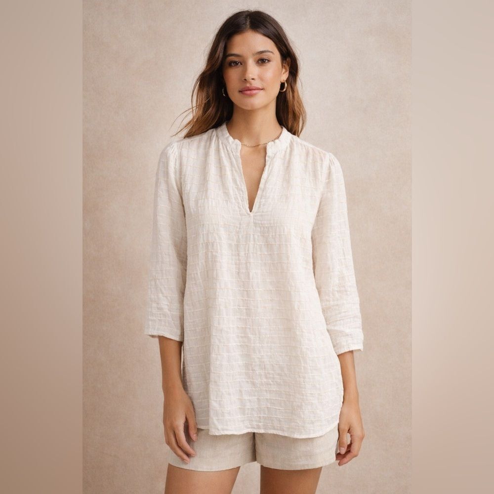 AYR White Textured Tunic Top M NWOT